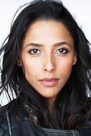 Bianca Lopez dans le rôle de Liz