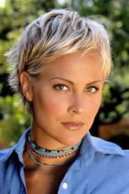 Brittany Daniel dans le rôle de Megan Vandergeld