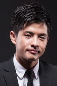 Byron Pang في دور Sky