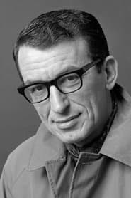 Herbert Ross dans le rôle de Self