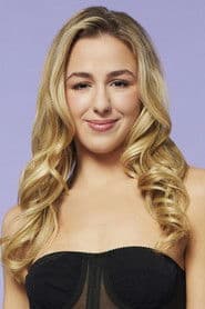Chloe Lukasiak في دور Gwen Murphy