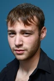 Emory Cohen dans le rôle de Tony Fiorello