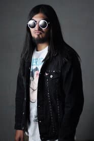 Carlos Ballarta as El tímido