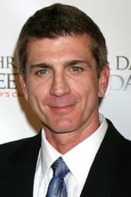 Joe Lando dans le rôle de Chuck McCord