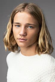 Jett Gazley في دور Alex Varolli