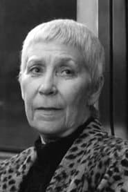 Eva Ebner في دور Miss Drycunt