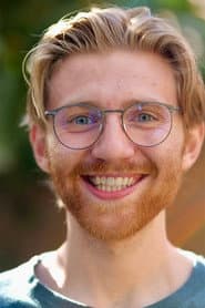 Caleb Turner dans le rôle de Joe
