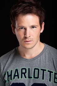 Dean Kirkright dans le rôle de Jason