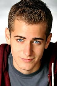 Nick Grava في دور Kennedy