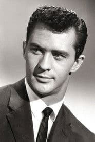 Rod Dana as Pat Rosario, Agente AD3