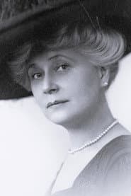 Mabel Bert dans le rôle de Lady Sophia Alexandria Mannerby