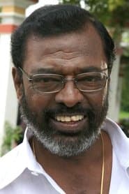 Manivannan dans le rôle de Sathyamoorthy's Father