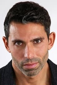 Dani Jazzar في دور Iskander