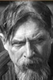 Александр Громов في دور Revolutionary