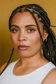 Ruthie Nkut dans le rôle de Dismayed women