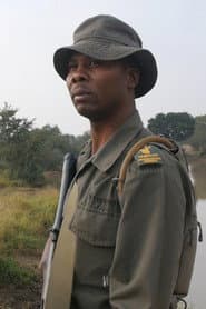 Anton Mzimba dans le rôle de Self
