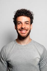 Gabriel Caballero dans le rôle de Julián