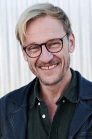 Martin Butzke في دور Steiger