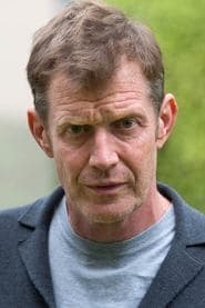 Jason Flemyng dans le rôle de Sebastian