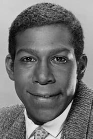 Kene Holliday في دور Major Clark