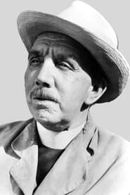 George Relph dans le rôle de Tiberius Caesar