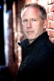 Ian Robison dans le rôle de Steve