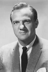 Karl Malden في دور Franco Arnò