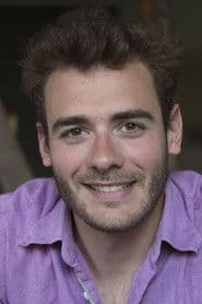 Ambroise Carminati dans le rôle de Self