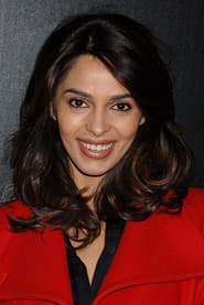 Mallika Sherawat في دور Isha-Ishika