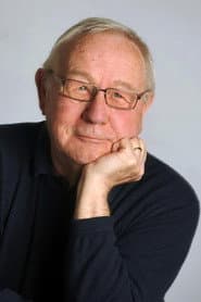Armin Maiwald as Armin Maiwald