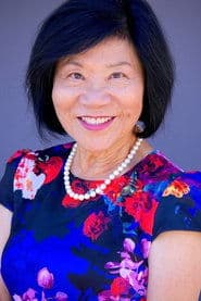 Cici Lau في دور Nainai