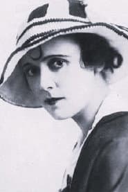 Fay Tincher dans le rôle de Ethel