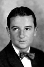 Jacques Tourneur dans le rôle de Extra (uncredited)
