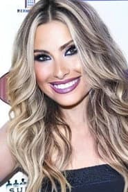 Natalie Peri في دور Desire / Witch