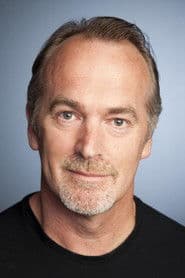 Greg Stone dans le rôle de William Kennerly