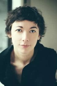 Marion Lecrivain في دور Paul's Sister