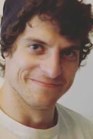 Tyler Scheid dans le rôle de Zombie