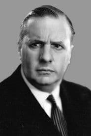 John Turnbull dans le rôle de Superintendent