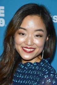 Andrea Bang dans le rôle de Stephanie Kim