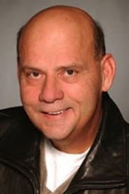 Monty Hoffman dans le rôle de Isaac