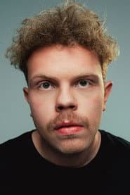 Johannes Berzl dans le rôle de Otto