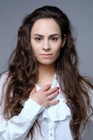 Sabina Karwala في دور Kamila, współpracownica Anny