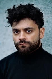 Cino Djavid as Noah