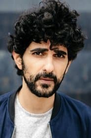 Reza Brojerdi في دور Malik