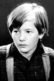 Billy Butts as Bobby