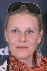 Florence Thomassin في دور Sarah