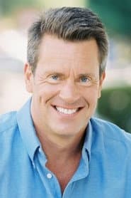 Doug Crane dans le rôle de Mr. Saltpeter