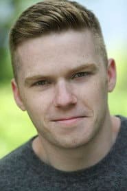 Evan Williams dans le rôle de Adam