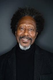 Clarke Peters dans le rôle de John Houston