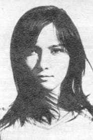 Elena Rainova dans le rôle de Viktor's Aunt